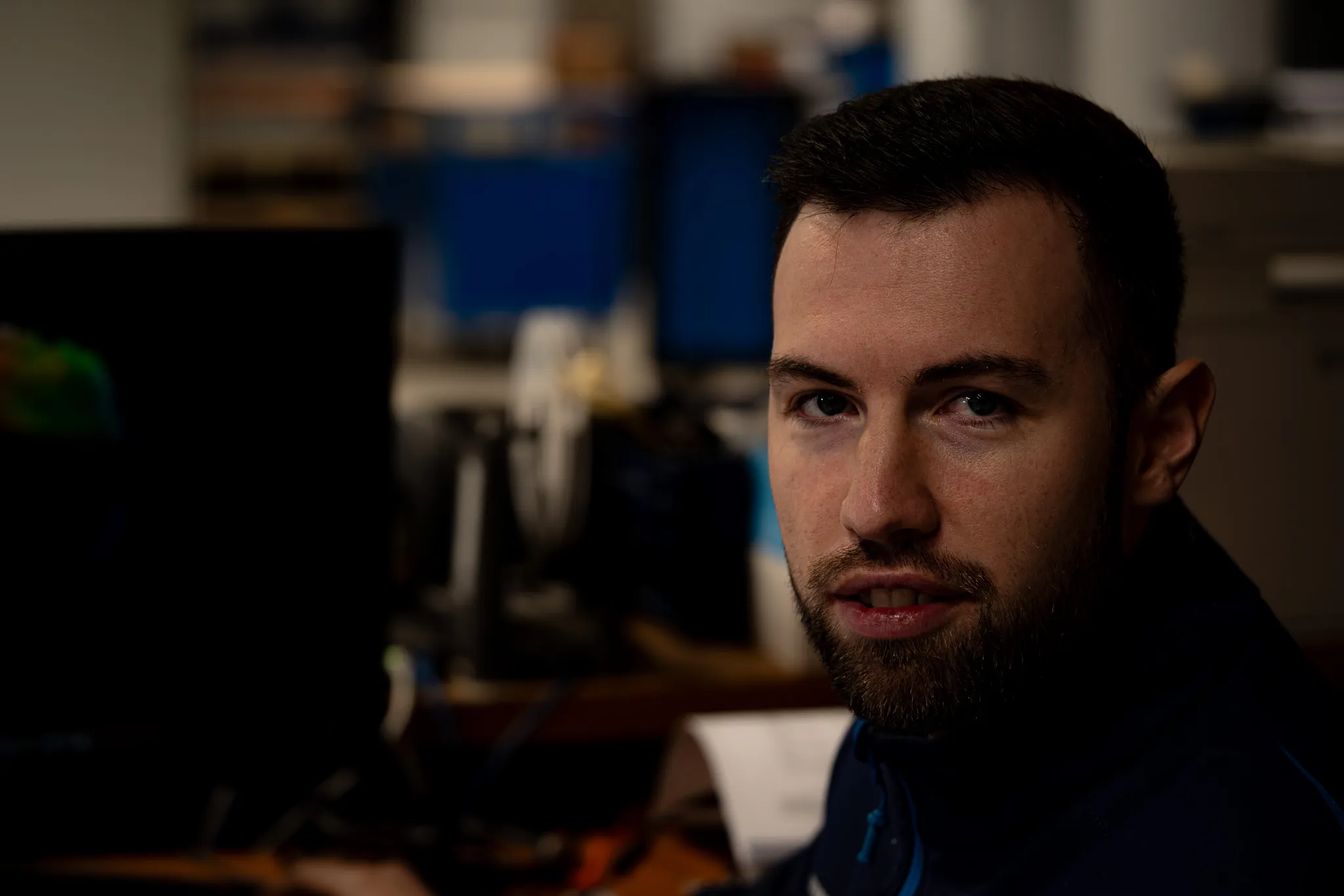 Mitarbeiter im Bereich Elektro bei UVP in Pleidelsheim